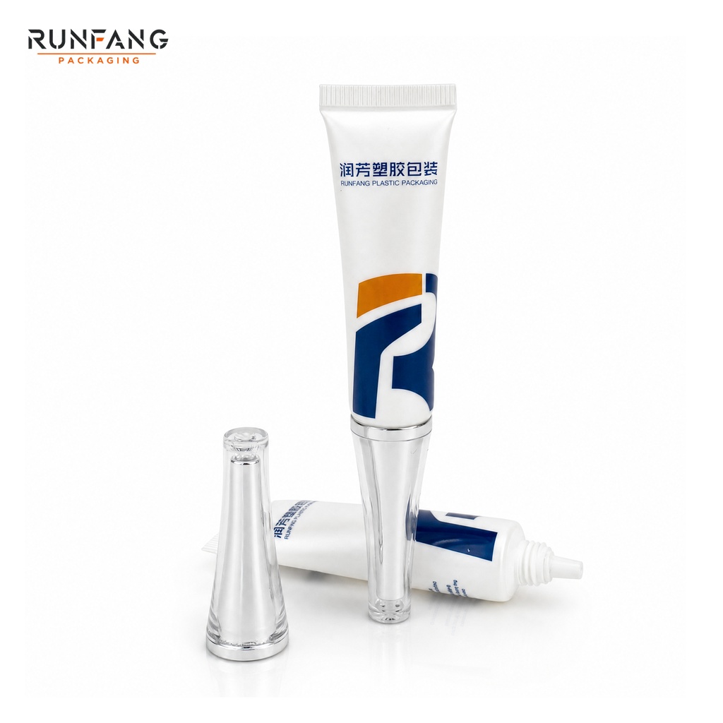 Tube souple en plastique de 19 mm de diamètre avec embout pointu métallisé argenté